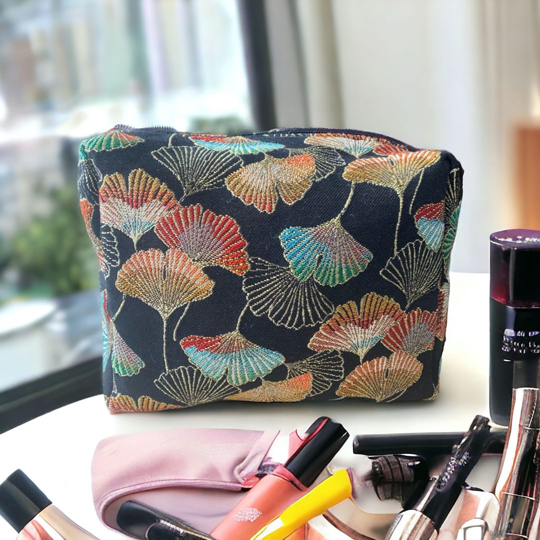 BIG COSMETICS POUCH WITH GINGO CANVA