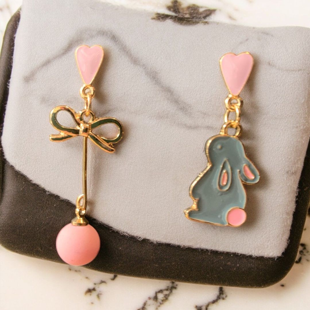 Boucles d'oreilles japonaises Lapin et noeud