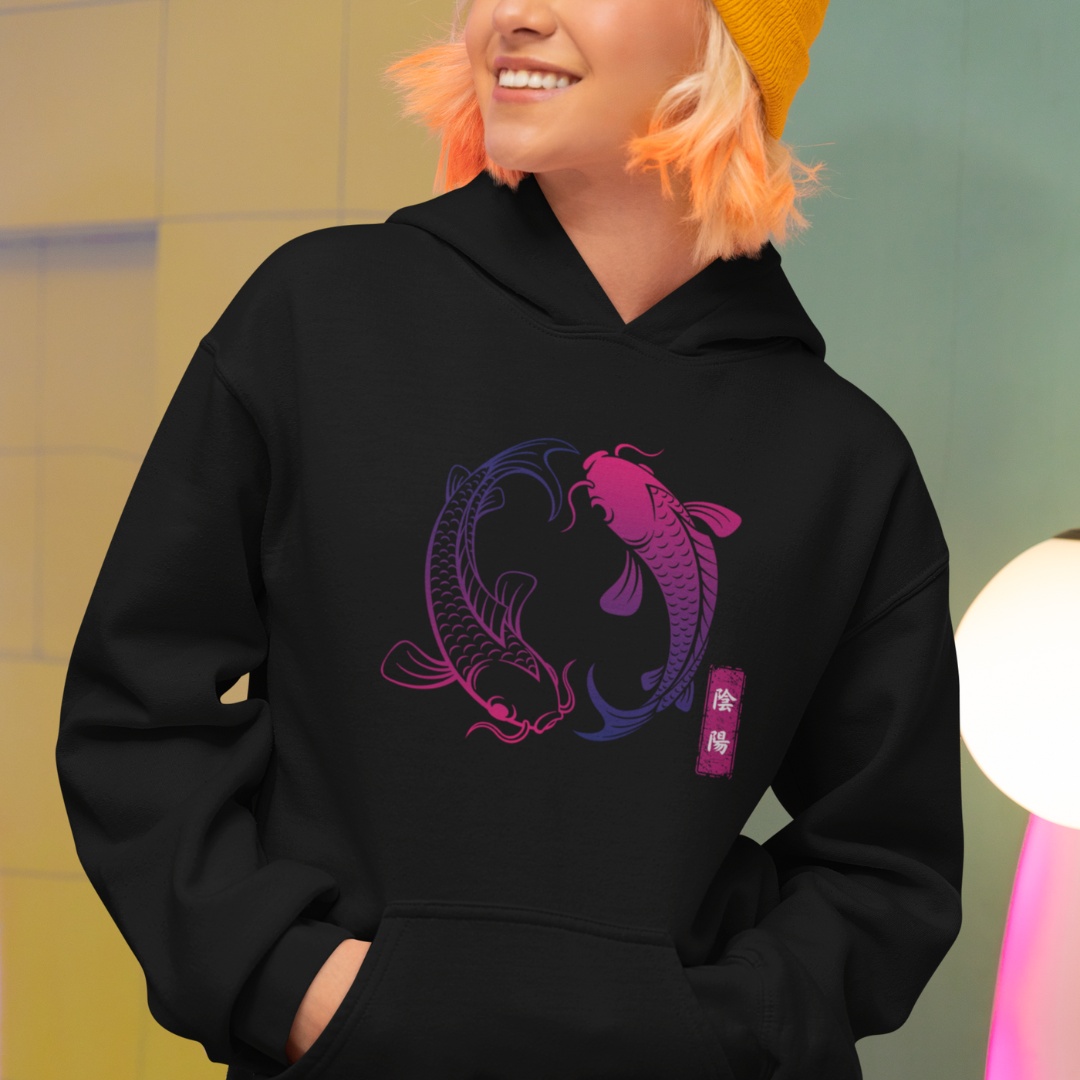 Sudadera con capucha Ying Yang Koi Fish en negro