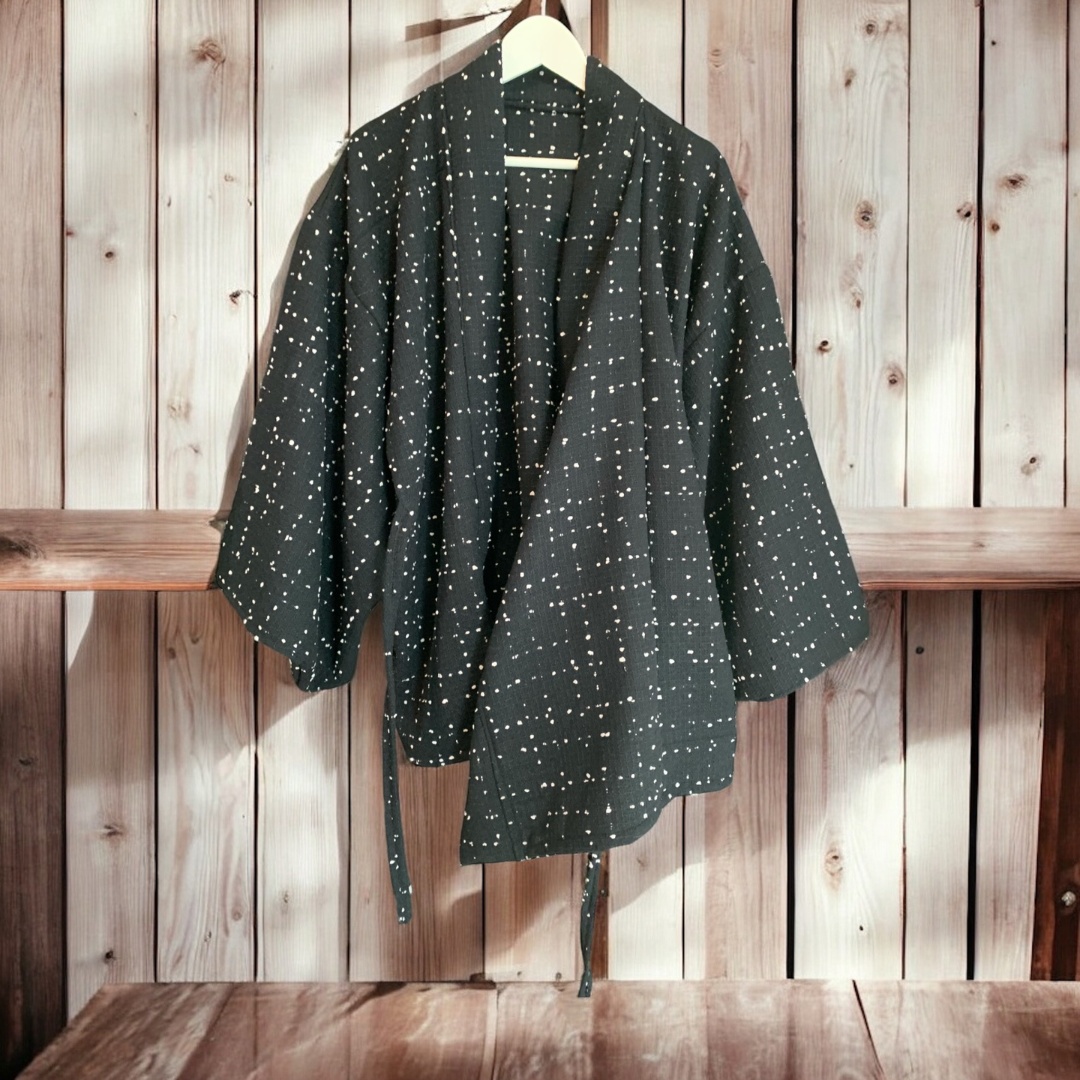 Kimono Haori Black with white dots MOMO KIDOHO