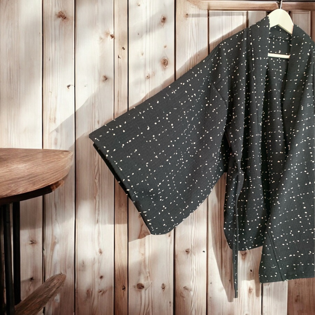 Kimono Haori Black with white dots MOMO KIDOHO