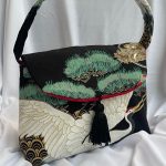 TSURU TORI 鶴鳥 BAG IN BLACK COTTON JAPANESE FABRIC WITH GOLDEN AND GREEN COLORED DETAILS