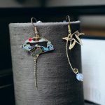 Crane fan earrings