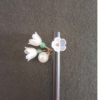 Hair Pin White Flowers MOMO KIDOHO